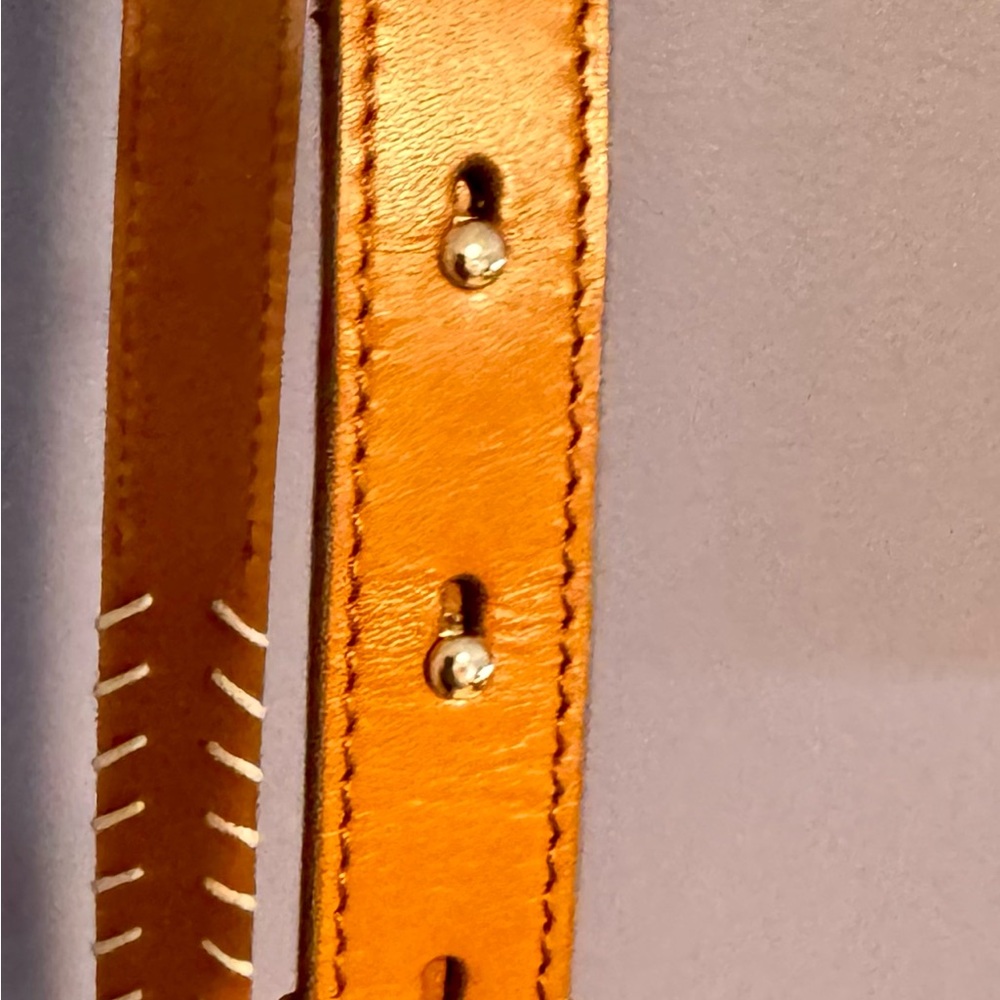 Chloe Louella Leather Bucket Crossbody Bag - Picture 7 of 9
